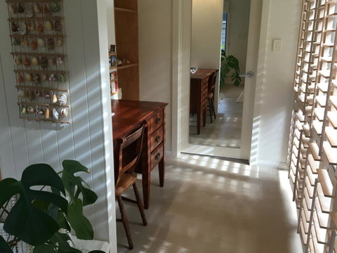 DESIGNER'S STUDIO - Accommodation Whitsundays 10
