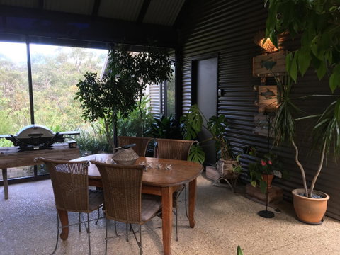 DESIGNER'S STUDIO - Accommodation Whitsundays 2
