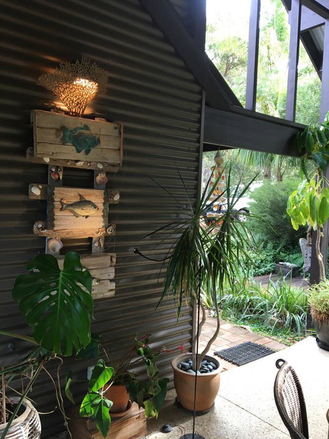 DESIGNER'S STUDIO - Accommodation Whitsundays 20