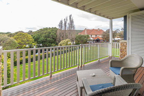 Caves House Hotel & Apartments Yallingup - Accommodation Whitsundays 0