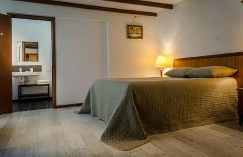 Sienna Lodge - Accommodation Whitsundays 2