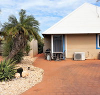 Osprey Holiday Village Unit 213/1 Bedroom - Spa bath king size bed perfect for any couple - Accommodation Whitsundays