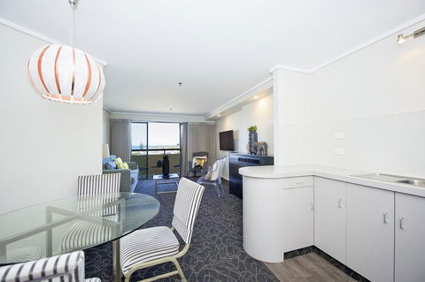Best Western Plus Hotel Lord Forrest - Accommodation Whitsundays 14