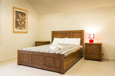 Arthouse - Accommodation Whitsundays 15
