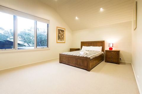 Arthouse - Accommodation Whitsundays 16