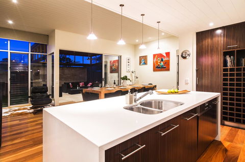 Arthouse - Accommodation Whitsundays 9