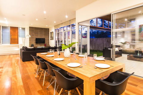 Arthouse - Accommodation Whitsundays 2