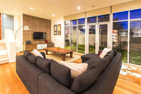 Arthouse - Accommodation Whitsundays 8