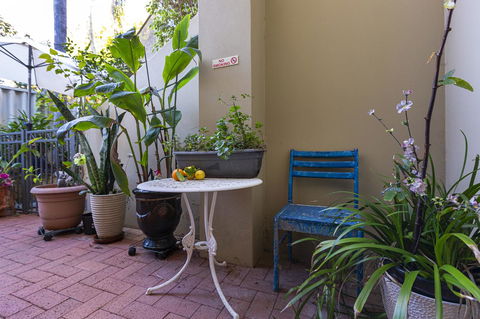 Como Executive Apartment - Accommodation Whitsundays 11