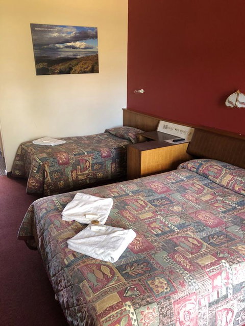 Kambalda Hotel - Accommodation Whitsundays 6