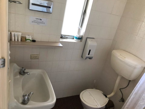 Kambalda Hotel - Accommodation Whitsundays 5