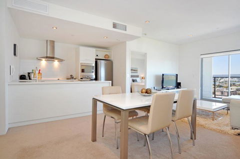 Astra Apartments Perth CBD - Accommodation Whitsundays 35