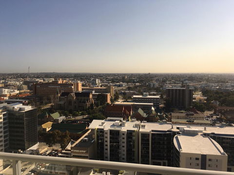 Astra Apartments Perth CBD - Accommodation Whitsundays 19