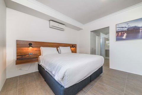 Karrinyup Waters Luxury House Rental - Accommodation Whitsundays 19