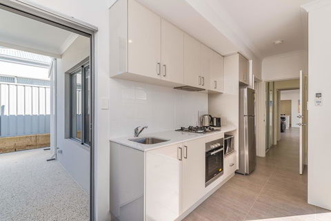 Karrinyup Waters Luxury House Rental - Accommodation Whitsundays 15