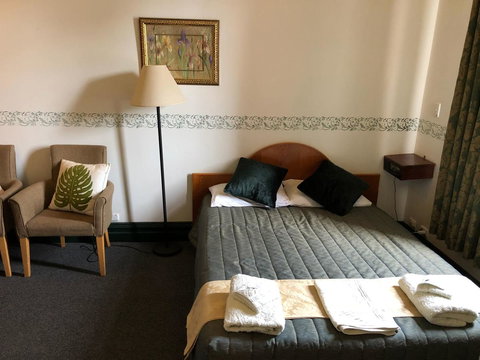 The Palace Hotel - Accommodation Whitsundays 5