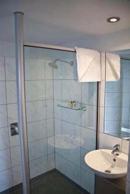 Brighton Hotel Motel - Accommodation Whitsundays 13