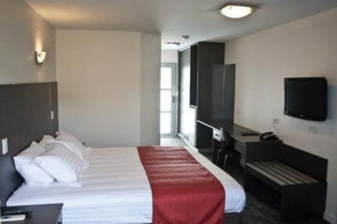 Brighton Hotel Motel - Accommodation Whitsundays 10