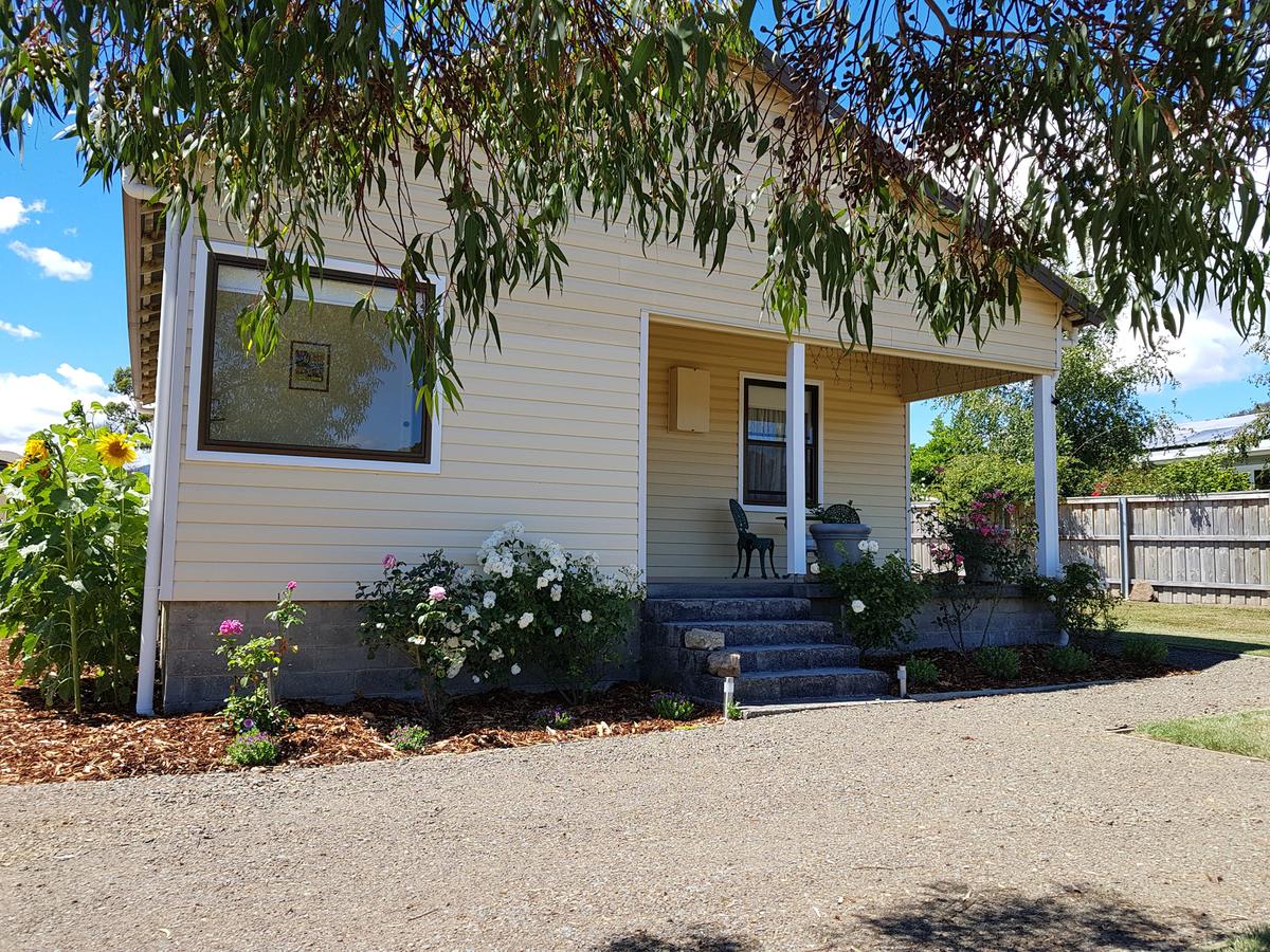 Raminea ACT Accommodation Whitsundays