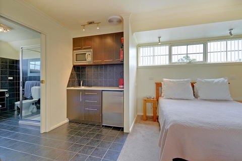 Aloft Boutique Accommodation - Accommodation Whitsundays 9
