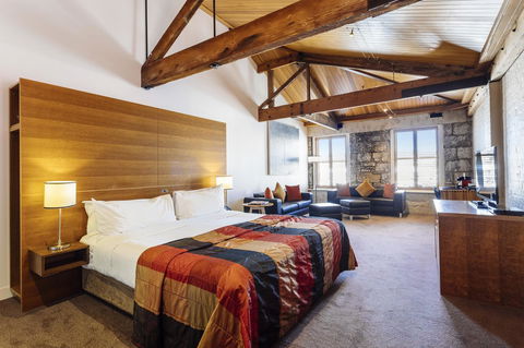 The Henry Jones Art Hotel - Accommodation Whitsundays 6