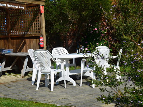 Castaway Holiday Apartments - Accommodation Whitsundays 29