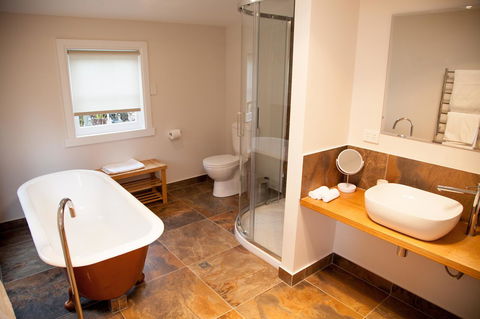 The Pear Cottage - Accommodation Whitsundays 5