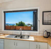 Southern Beaches Holiday House - Accommodation Whitsundays