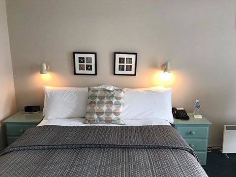 The Waterfront Wynyard - Accommodation Whitsundays 29