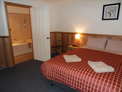 Driftwood Strahan Villas - Accommodation Whitsundays 15