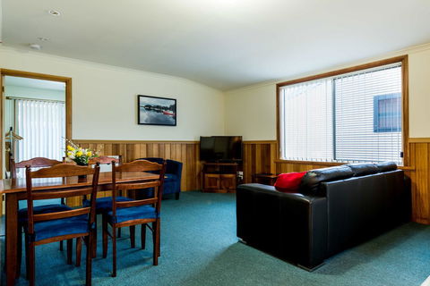 Driftwood Strahan Villas - Accommodation Whitsundays 6