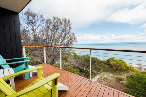 Cocktails With A View - Accommodation Whitsundays 14
