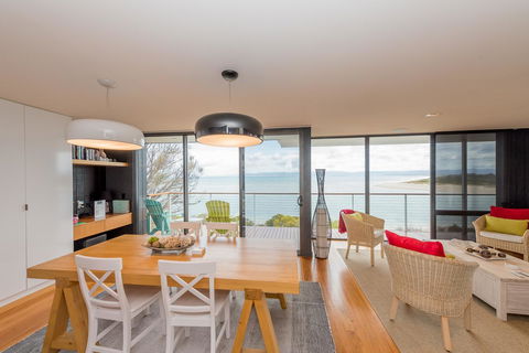 Cocktails With A View - Accommodation Whitsundays 3