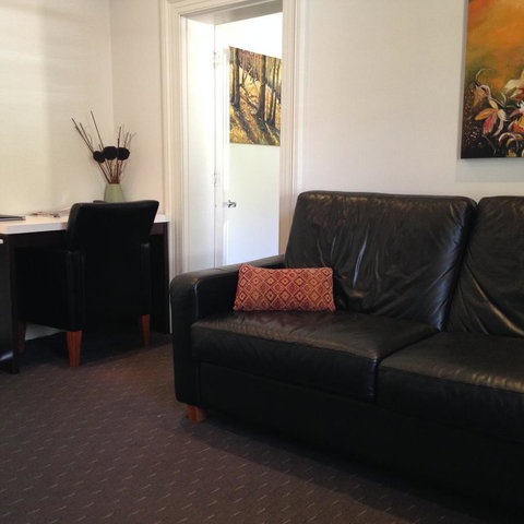 Auldington Hotel - Accommodation Whitsundays 43