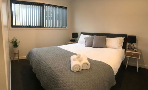 Punchbowl Executive Apartments - Accommodation Whitsundays 0