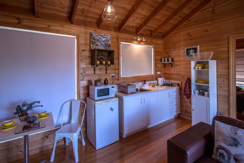 White Croft Cottage - Accommodation Whitsundays 15