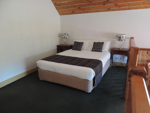 Bushman's Cafe - Accommodation Whitsundays 13