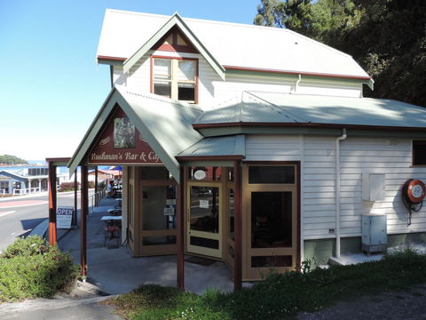 Bushman's Cafe - Accommodation Whitsundays 0