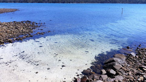 Four Seasons Waterfront Villas - Accommodation Whitsundays 21