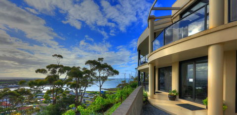 Sheer Pleasure Accommodation - Accommodation Whitsundays 14