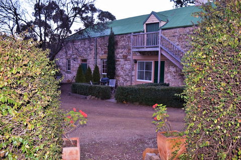 Cleburne Homestead - Accommodation Whitsundays 15