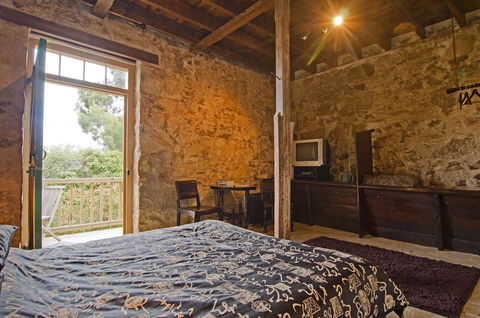 Cleburne Homestead - Accommodation Whitsundays 10
