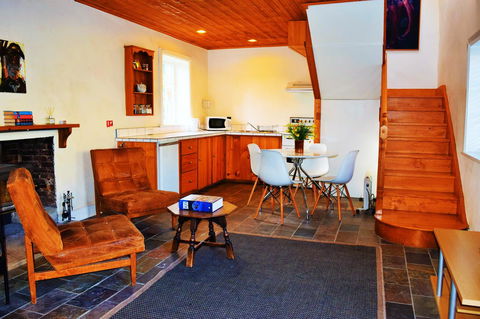 Cleburne Homestead - Accommodation Whitsundays 31