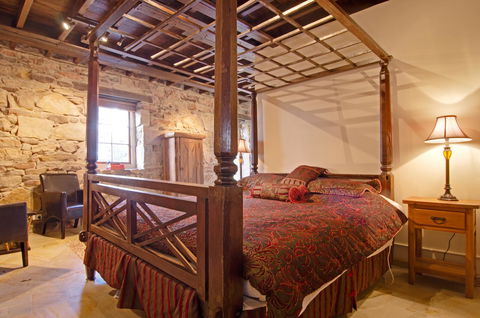 Cleburne Homestead - Accommodation Whitsundays 19