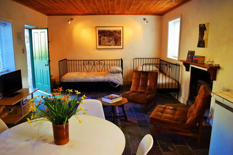 Cleburne Homestead - Accommodation Whitsundays 27