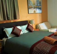 New Olympic Motel - Accommodation Whitsundays