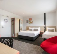 Nightcap at Camp Hill Hotel - Accommodation Whitsundays