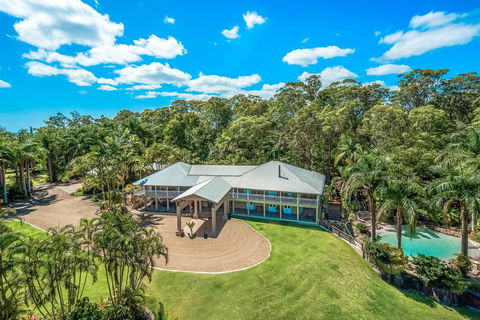 Noosa Haven - Accommodation Whitsundays 0