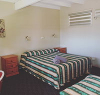 Oasis Motel - Accommodation Whitsundays