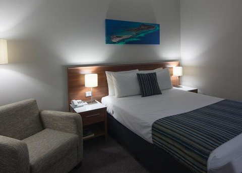 Ocean Centre Hotel - Accommodation Whitsundays 2